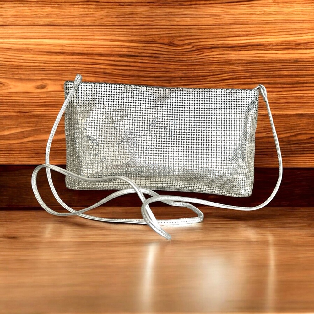 🆕 Whiting & Davis Silver Mesh Crossbody Clutch